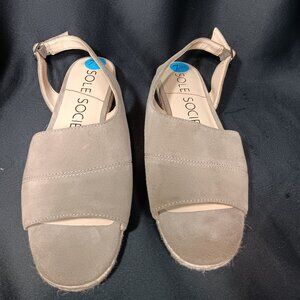 Sole Society Sandals Beige Flats Size 7.5 {CH}